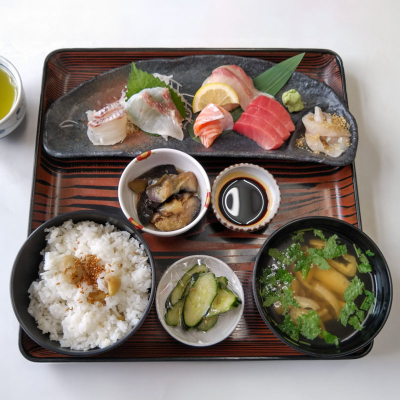 通常のお食事写真