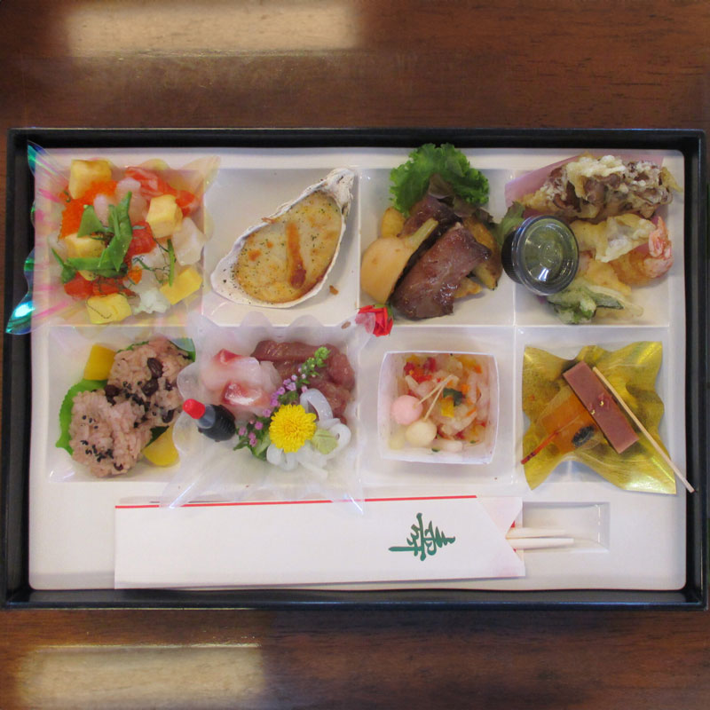 季節のお食事写真