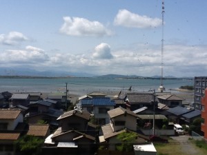 体験入居室からの和白干潟